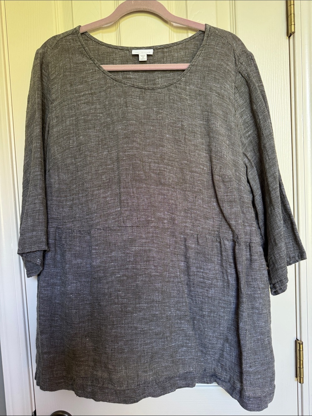 Women's Linen Blend Scoop Neck Tunic Top - Olive Green